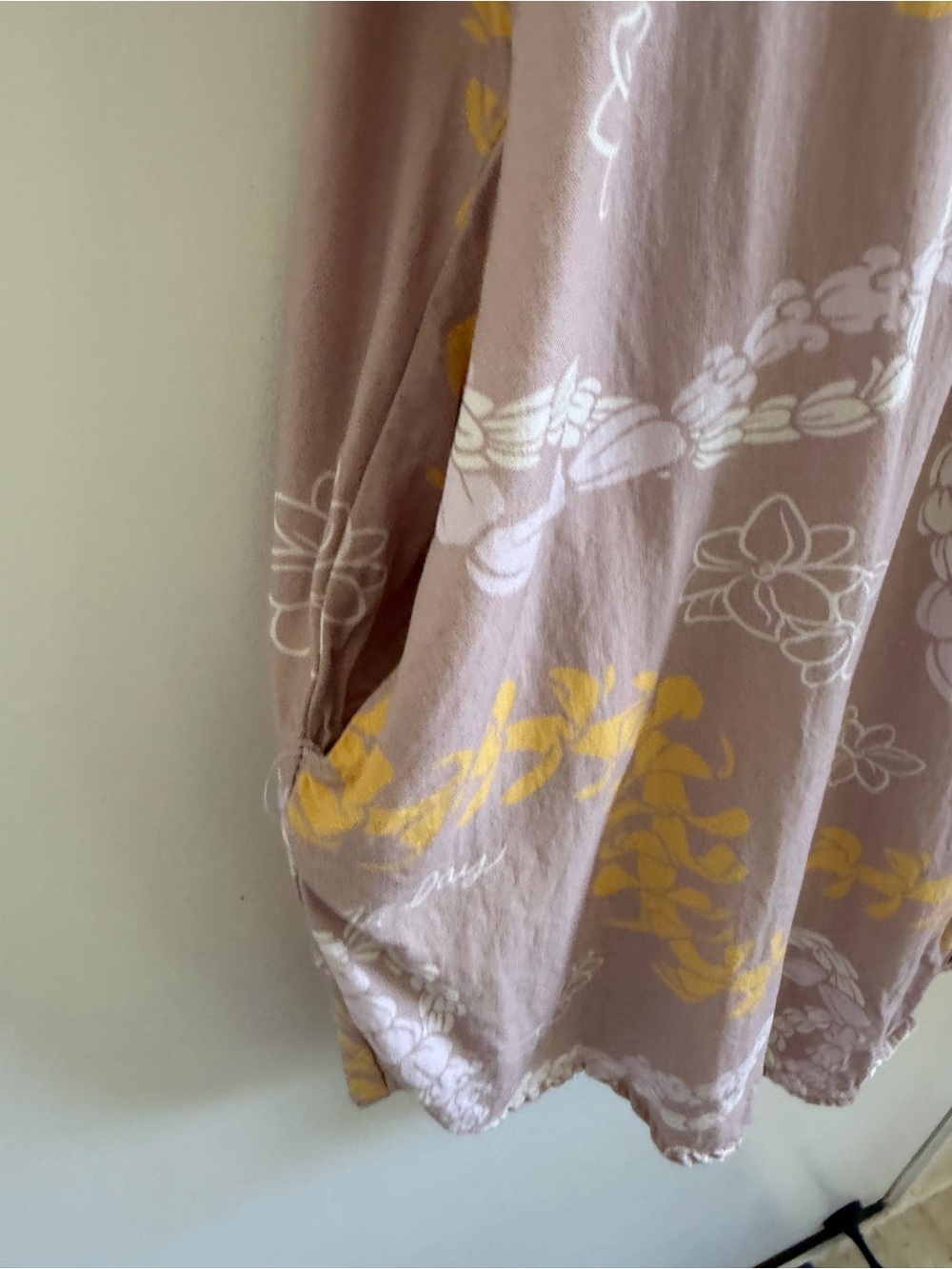 Aloha all day lei shirt dress puakenikeni Hawaii - Picture 4 of 6